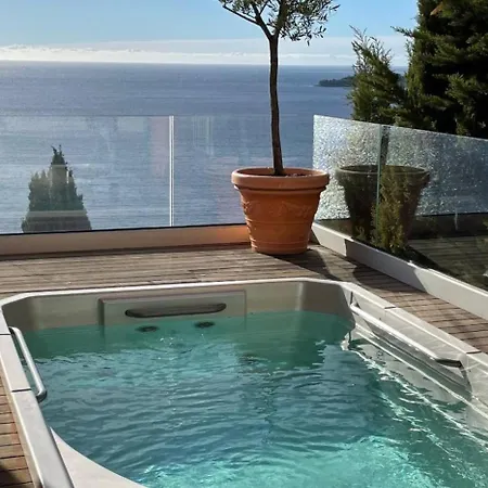 Charmante Villa - Vue Exceptionnelle A Mediterranee Accommodatie bij particulieren *