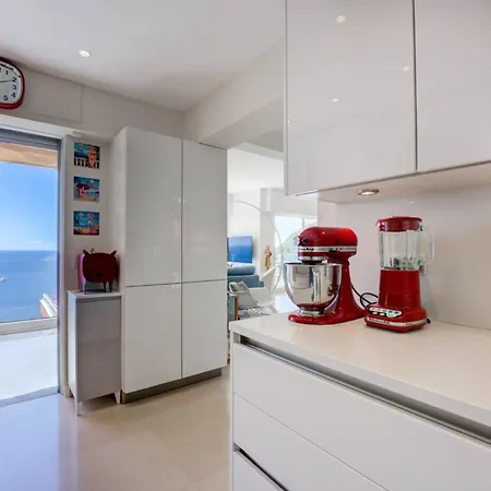 Charmante Villa - Vue Exceptionnelle A Mediterranee Accommodatie bij particulieren